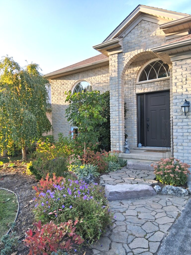 Garden Maintenance in St. Thomas, Ontario